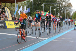 PF Race The largest penny-farthing race in a velodrome